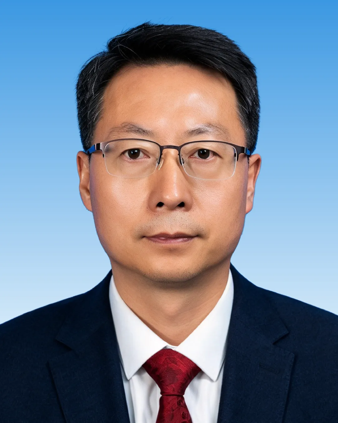 李东